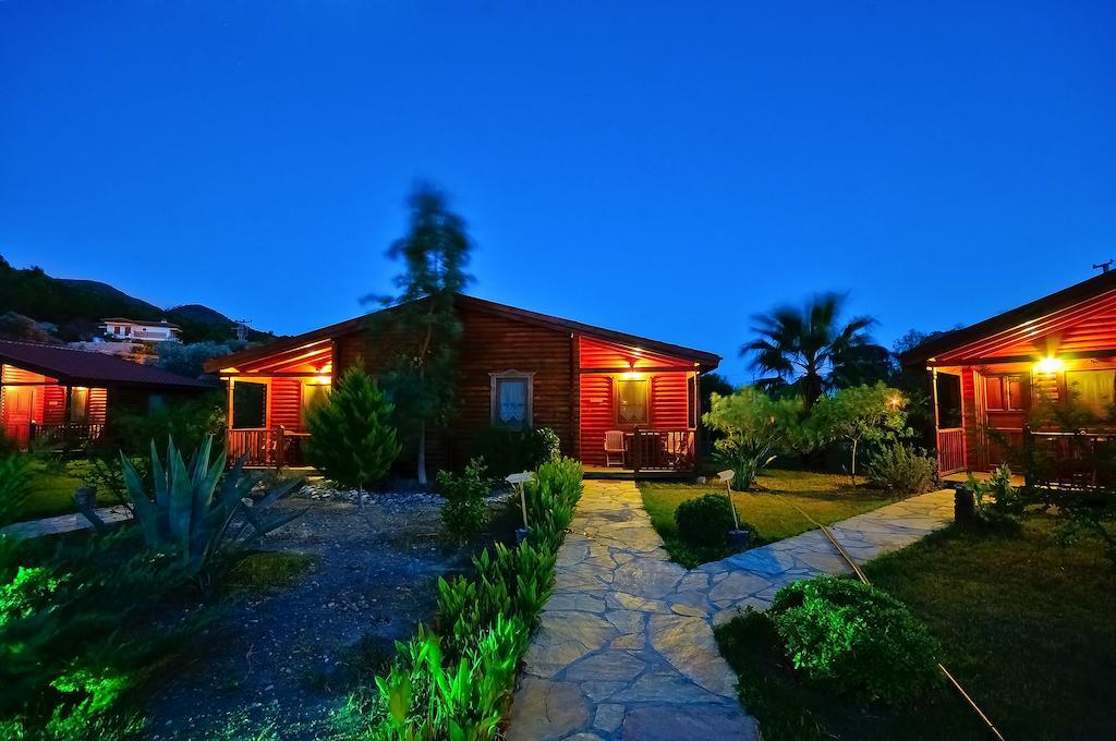 Hayitbuku Ahsapevleri Casa de hóspedes Mesudiye  Exterior foto