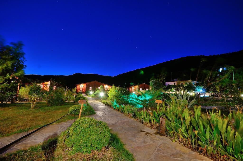 Hayitbuku Ahsapevleri Casa de hóspedes Mesudiye  Exterior foto